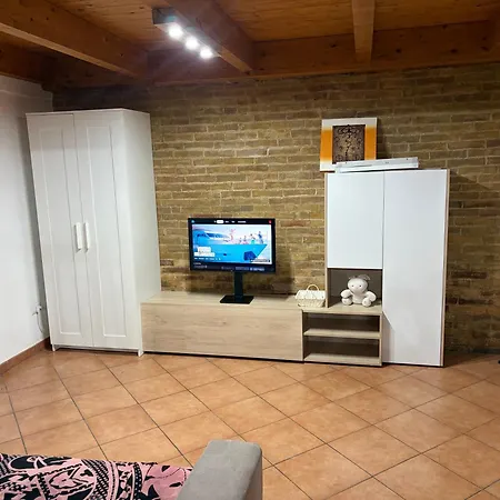 B&c Locazione Turistica Сasa de vacaciones Bernalda